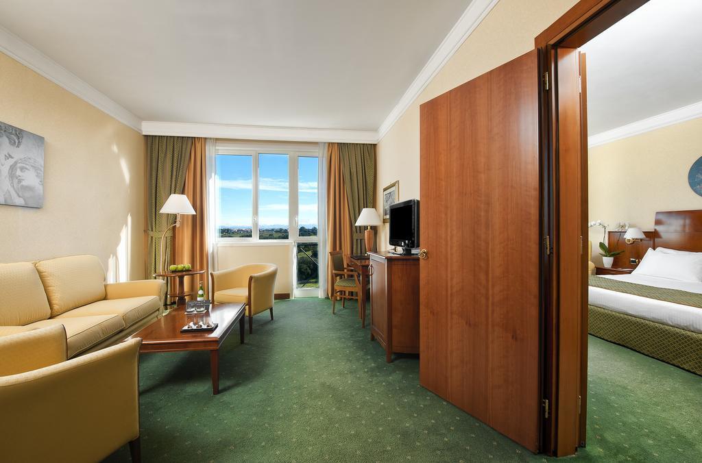 Hotel Roma Aurelia Antica Exteriör bild