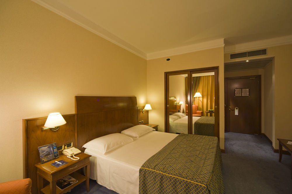 Hotel Roma Aurelia Antica Exteriör bild